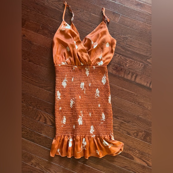 Storia Dresses & Skirts - NWT Storia dress!